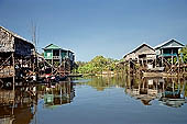 Tonle Sap - Kampong Phluk floating village - stilted houses